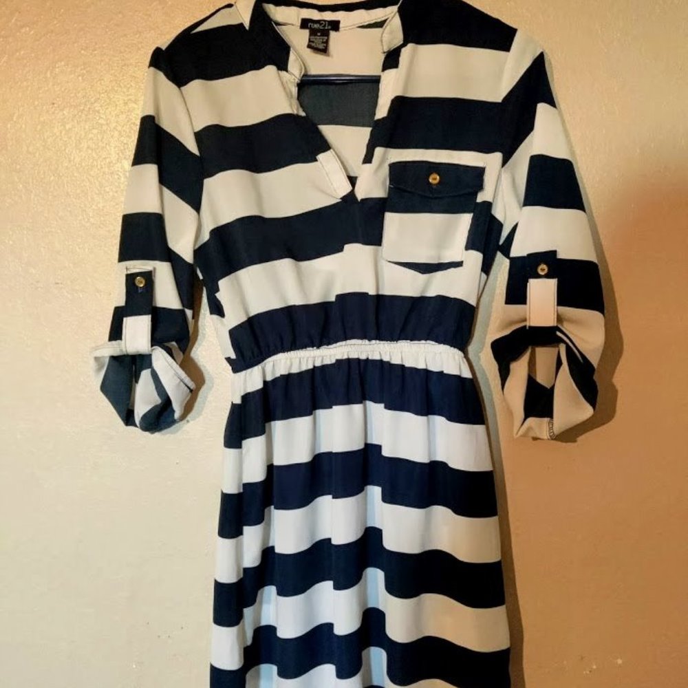 Rue21 Navy/White dress